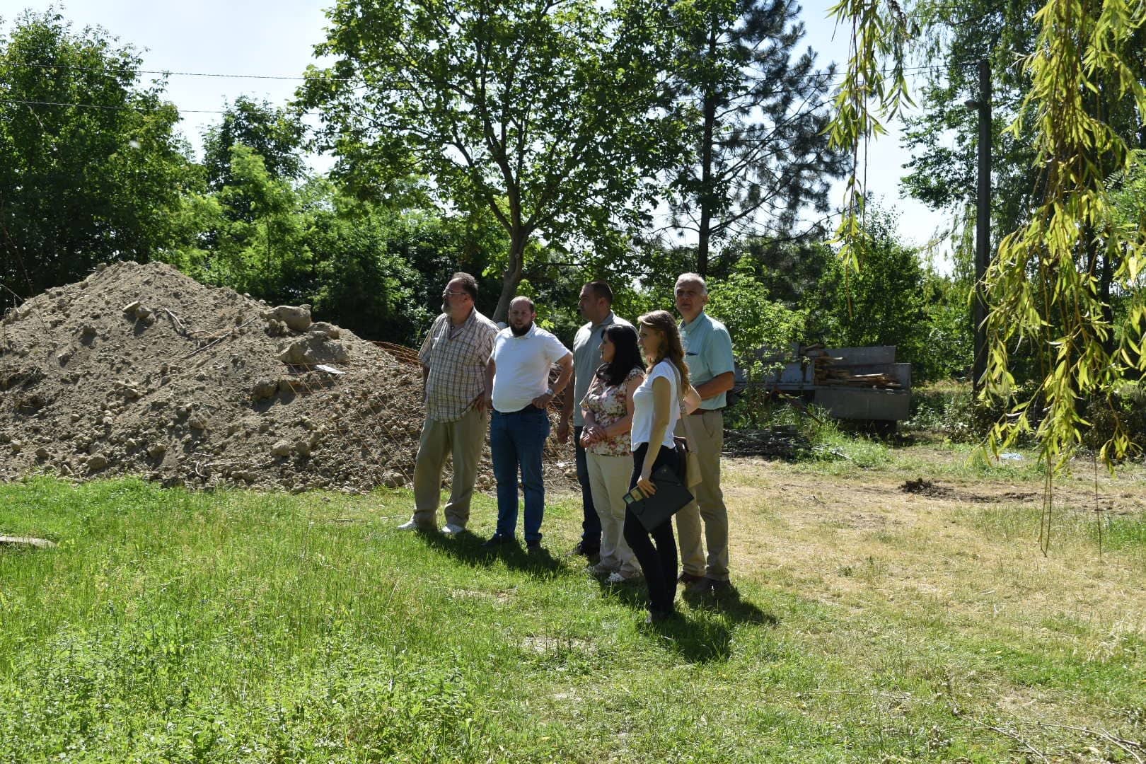 Радови на уређењу језера у Бачком Грачацу