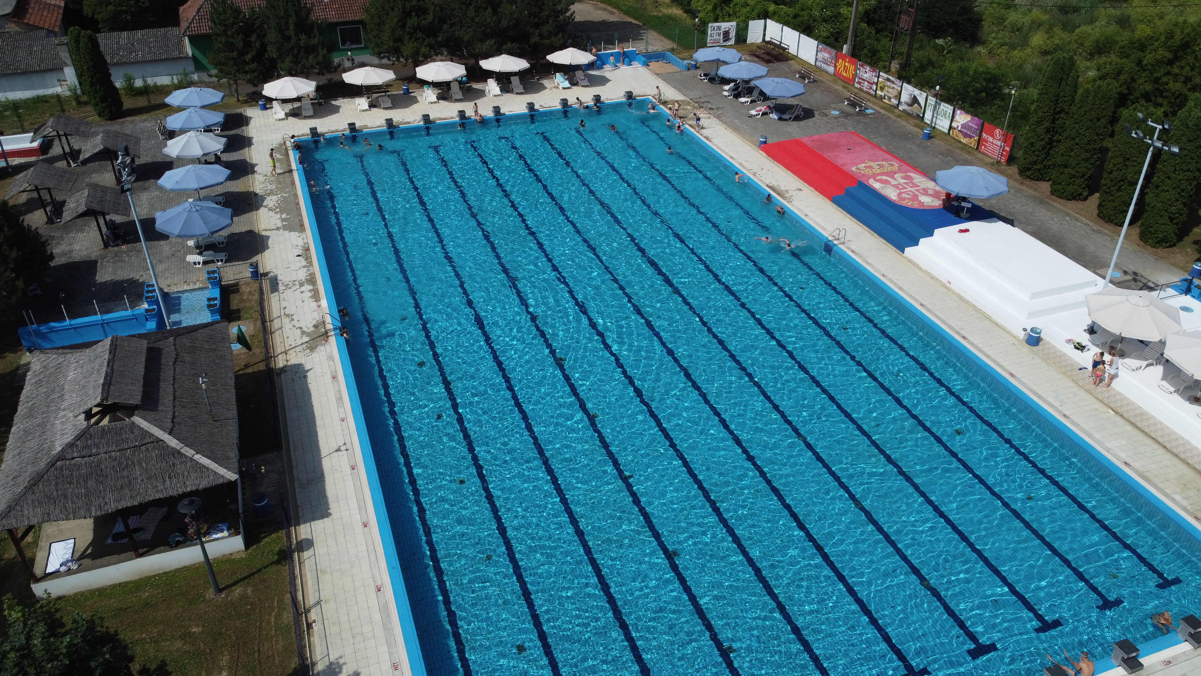 Отворена сезона купања на градском базену у Оџацима