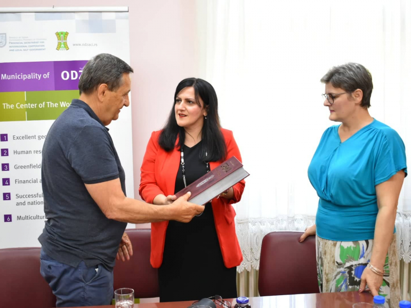 Phiacademy и општина Оџаци потписали Уговор о донацији