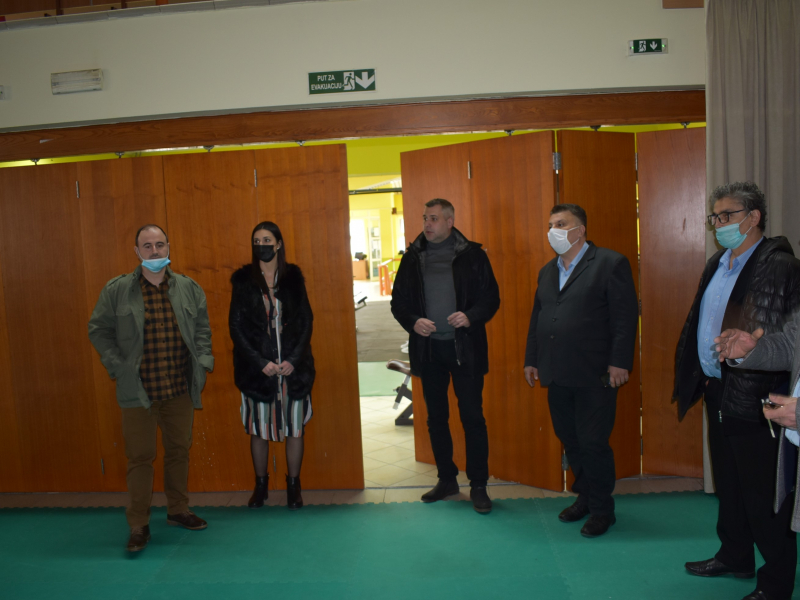 Покрајински секретар за спорт и омладину Дане Баста посетио Општину Оџаци